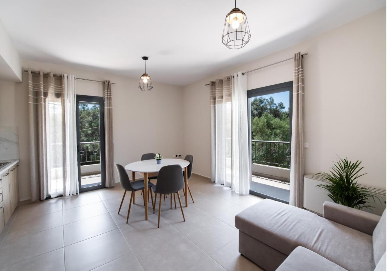Melina Apartments Lefkada City Bagian luar foto